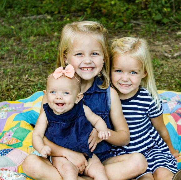 Meet your Posher, Allison - Picture 1 of 1